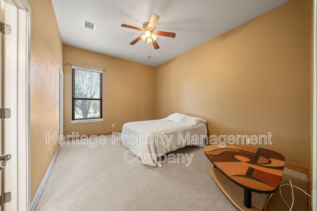 Building Photo - 2162 River Way