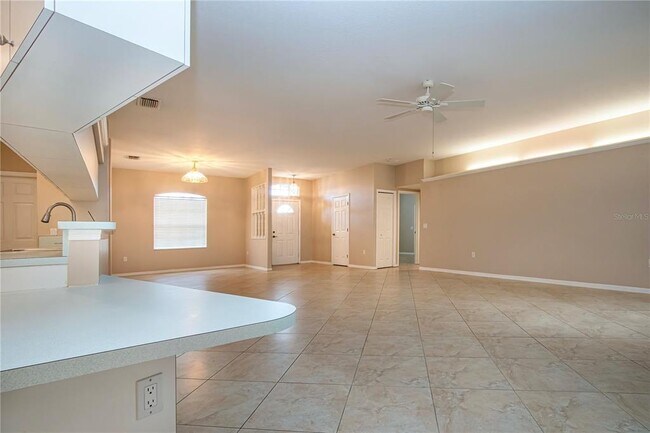 Building Photo - 2117 Huntington Ave