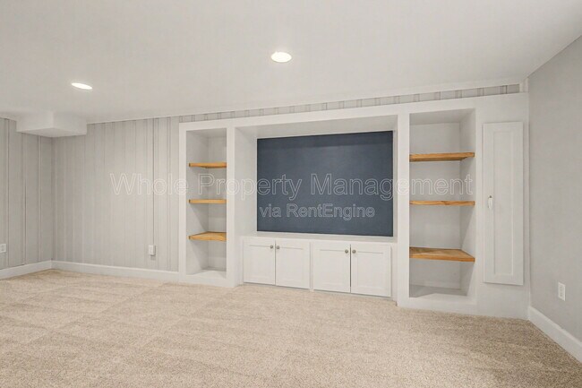 Building Photo - 2646 S Cherokee St