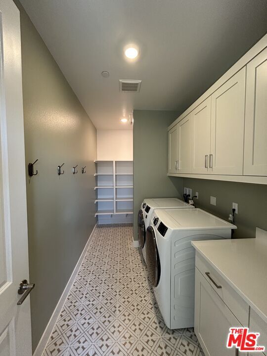 Building Photo - 406 Clipper