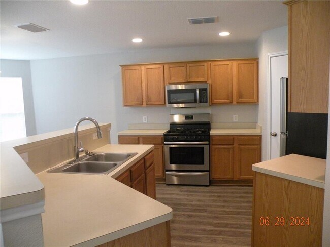 Building Photo - 3308 Etheredge Dr