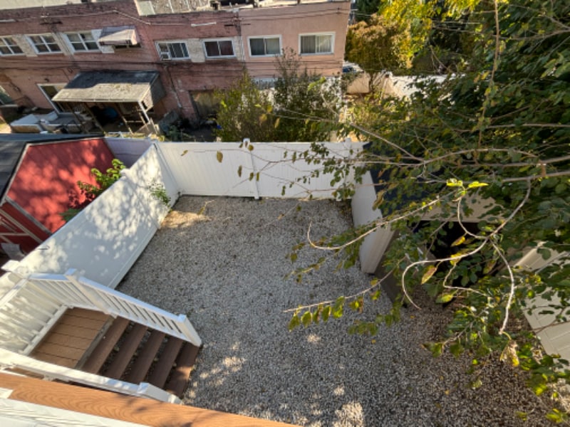 Building Photo - 2129 Ravenwood Dr