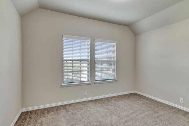 Building Photo - 4936 Lemon Grove Dr