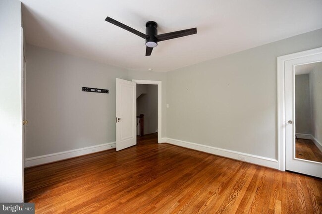 Building Photo - 1406 Lovering Ave