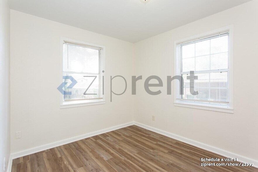 Building Photo - 1617 Campus St