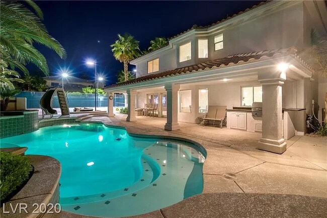 Building Photo - 7777 Willow Cove Cir