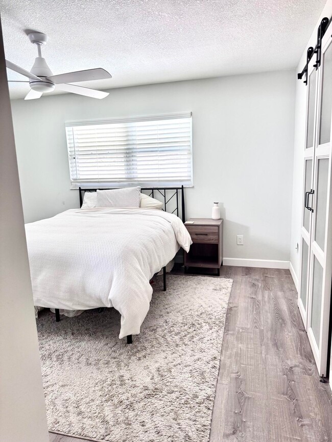 Building Photo - 1703 NE 25th Terrace