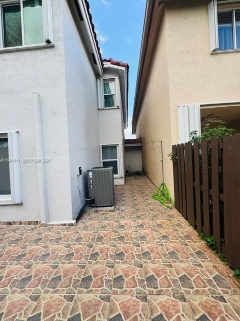 Building Photo - 10919 NW 67th Terrace