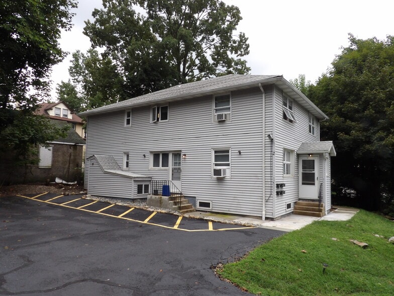 Welcome Home! - 2 Hasbrouck Ave