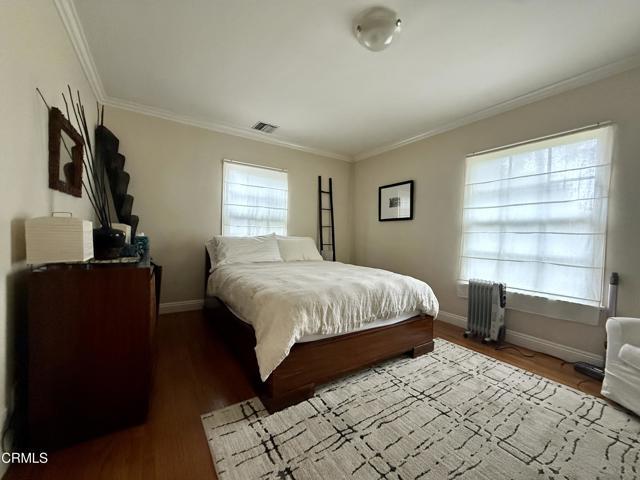 Building Photo - 1104 N Hidalgo Ave