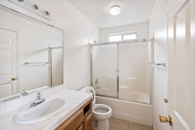 Building Photo - 5304 W Ramona Ave