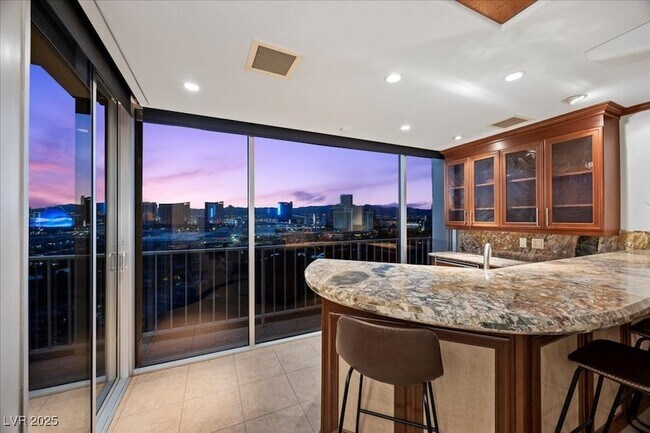 Building Photo - 3111 Bel Air Dr