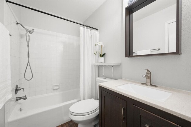 Building Photo - 12329 Limerick Ave