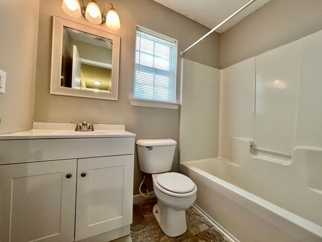 Building Photo - COMING MID-FEBRUARY 2026! (One Pet Maximum)