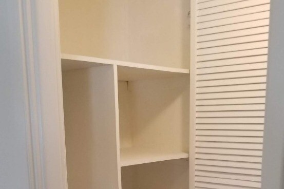 Building Photo - 5302 Comercio Ln