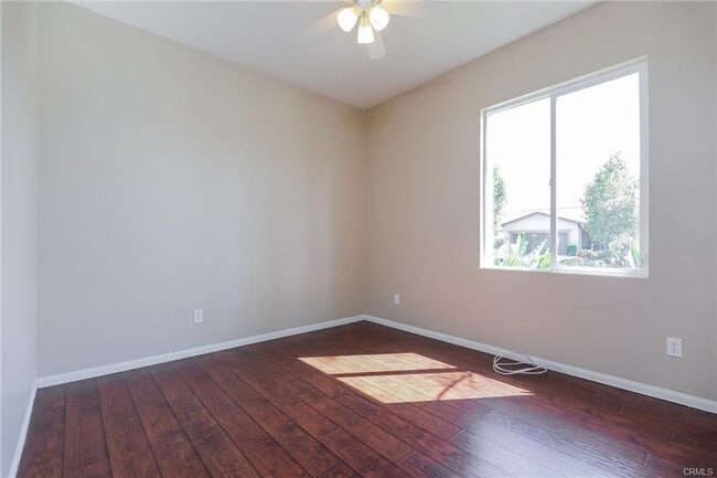 Building Photo - Beautiful Single Story Home - Professional Landscaper included