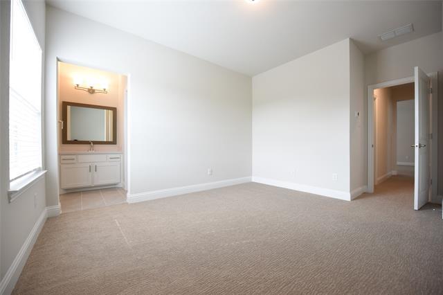 Building Photo - 7112 Royal Liverpool Dr