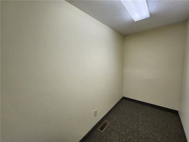 Building Photo - 3142 Mt Morris Geneseo Rd