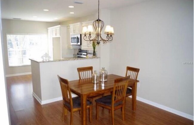 Building Photo - 4502 Kennewick Pl