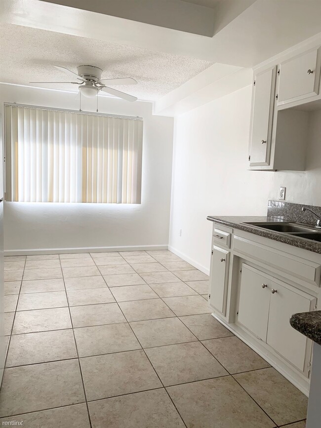 Building Photo - 2 br, 1.5 bath  - WestPark Apartment Homes