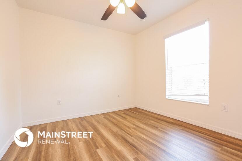 Building Photo - 1333 Roosevelt Dr