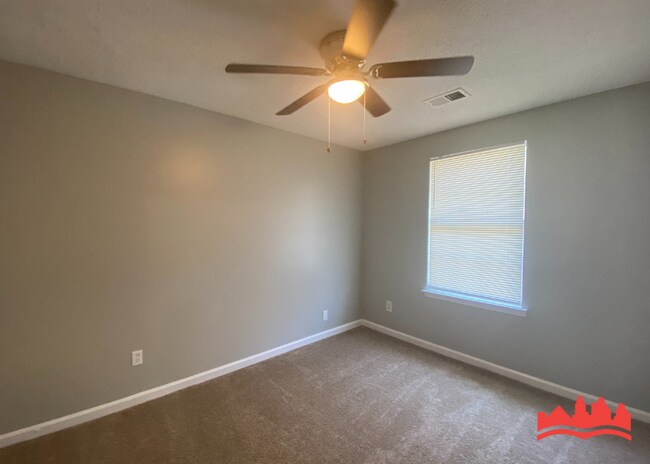 Building Photo - 3930 Chelsea Hill Dr