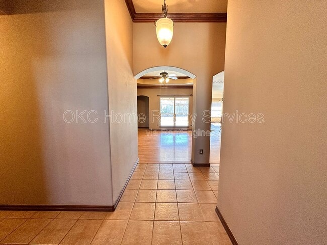 Building Photo - 13204 SW 2nd Terrace