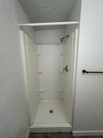 Building Photo - 614 E 600 S