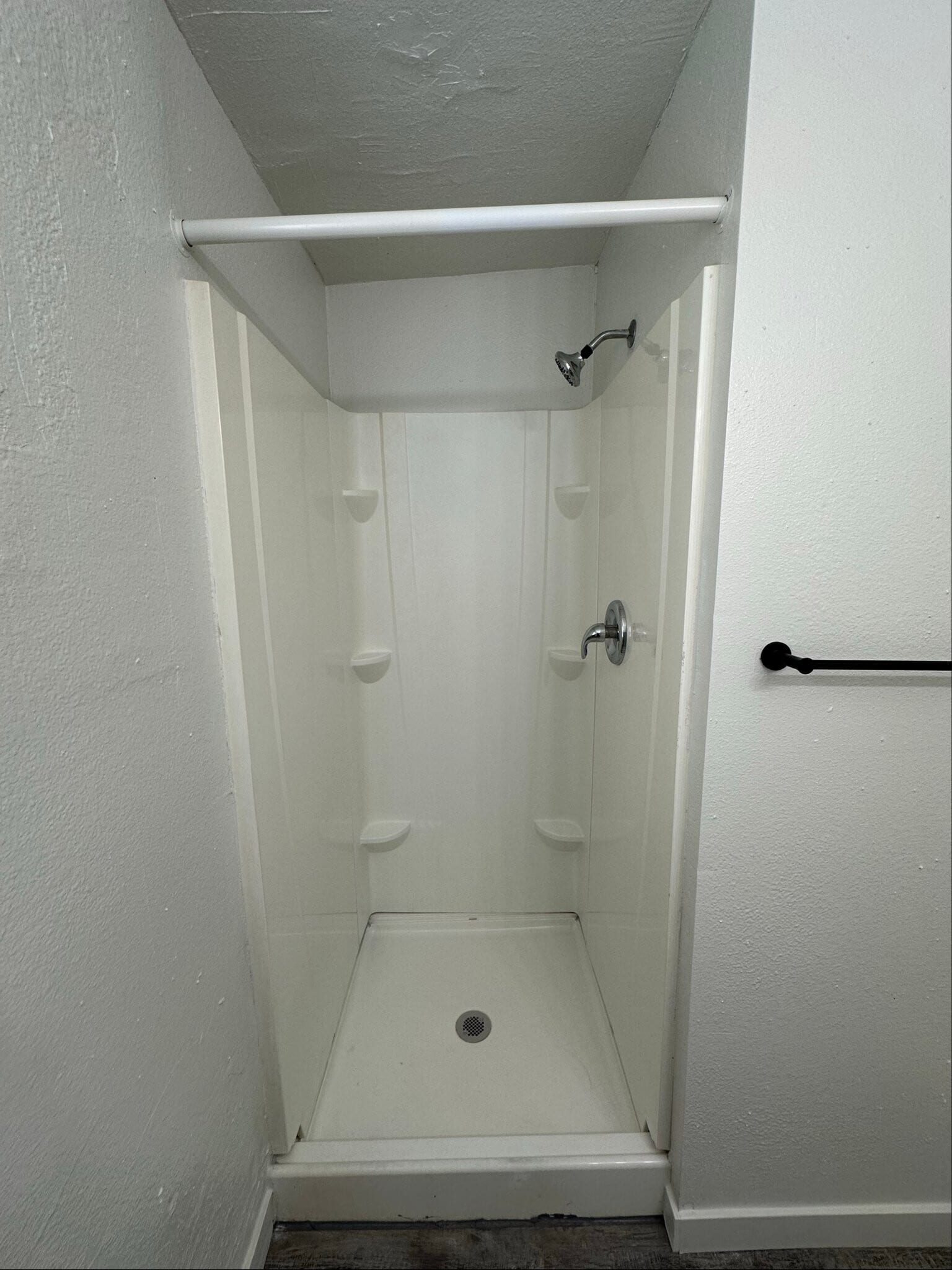 Building Photo - 614 E 600 S