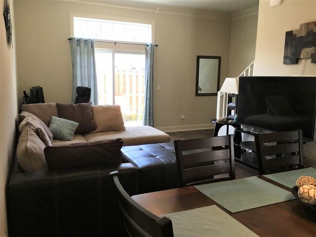 Building Photo - EXTON PARK TOWN HOMES