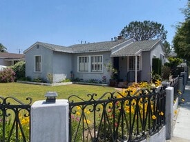 Building Photo - 11074 Califa St