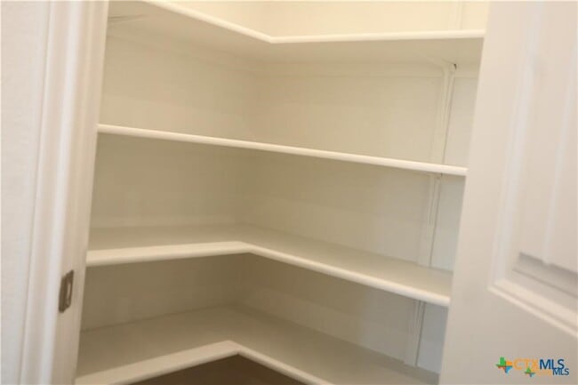 Building Photo - 1060 Pronghorn Trl