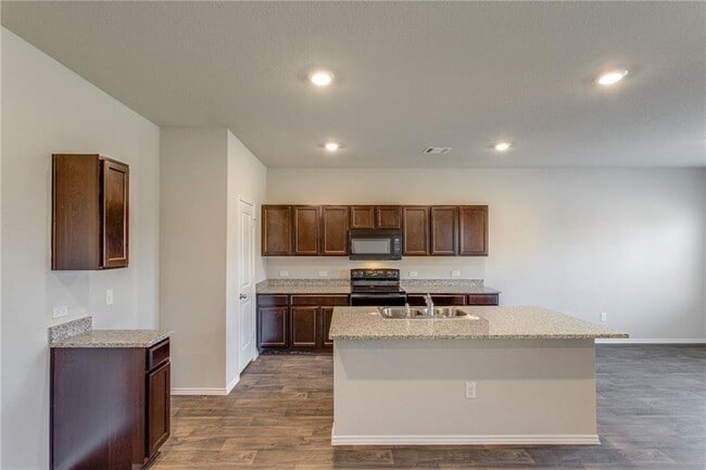 Building Photo - 15201 Siberian Elm Ln