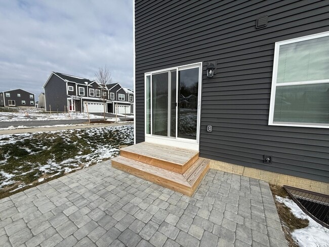 Building Photo - New Construction 3-Bedroom Townhome!