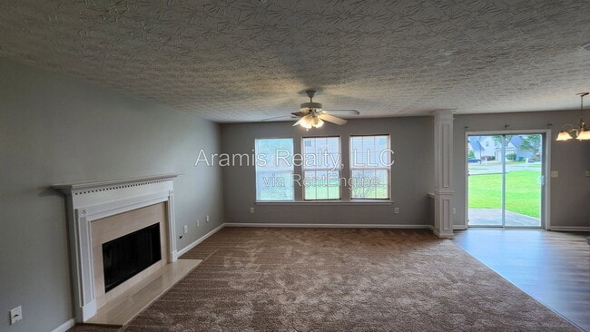 Building Photo - 4324 Grant Forest Cir