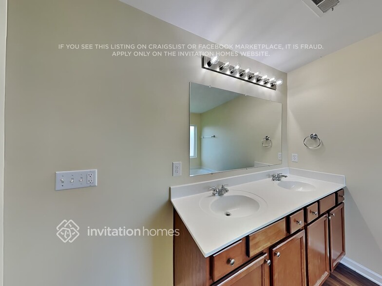 Building Photo - 1119 Sweetgum St