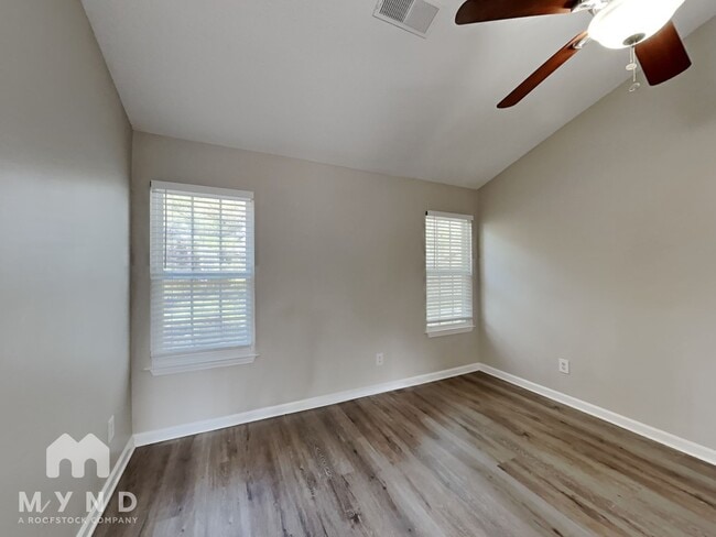 Building Photo - 3703 Wavetree Overlook NW