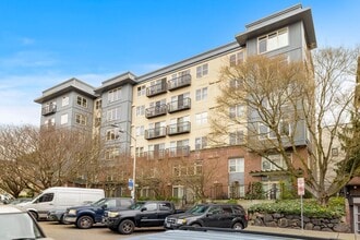Building Photo - Top-Floor Studio with Stunning Views in Capitol Hill