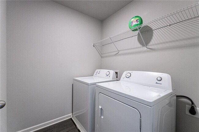 Building Photo - 2414 Morgan Pl Dr