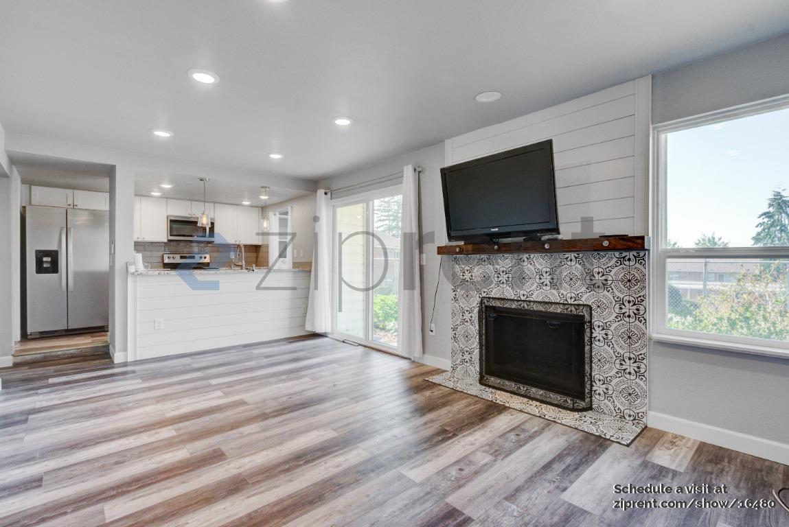 Building Photo - 23617 112th Ave SE