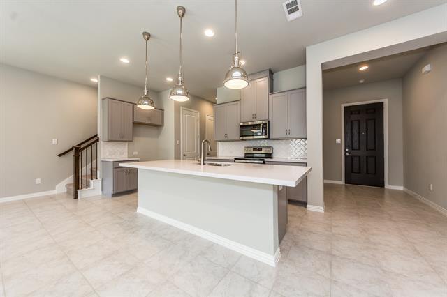 Building Photo - 17757 Shumard Oak Dr