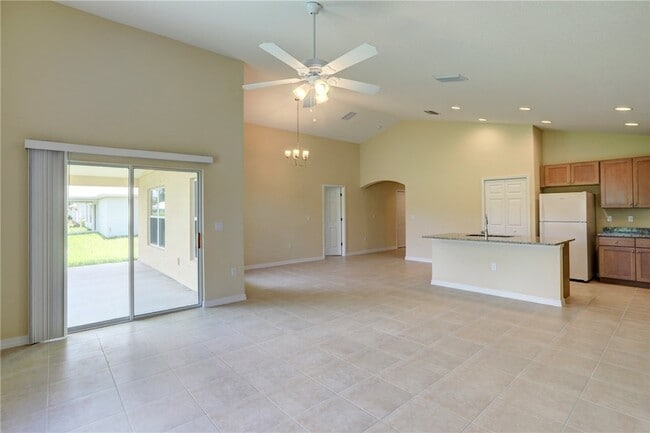Building Photo - 8346 99th Ct