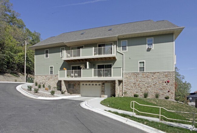 Interior Photo - Morgie Associates LLC (Ridge View Apartments)