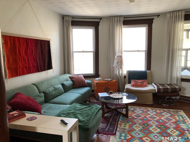 Building Photo - 52 Canner St