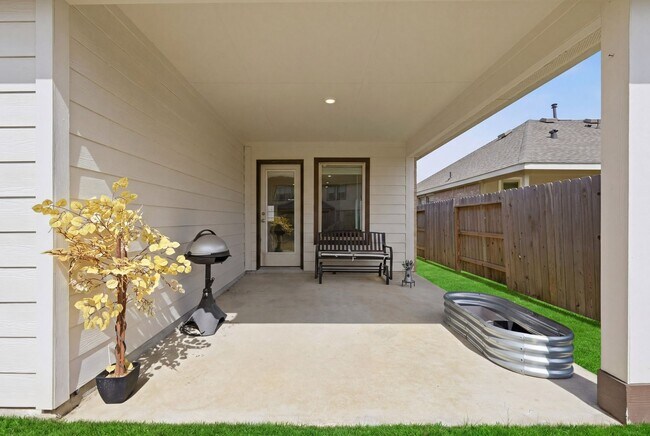 Building Photo - 2822 Paradise Rdg Wy