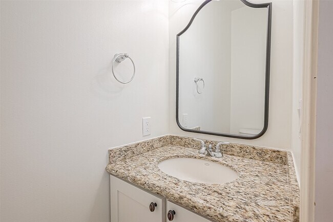 Building Photo - 2930 Grants Lake Blvd