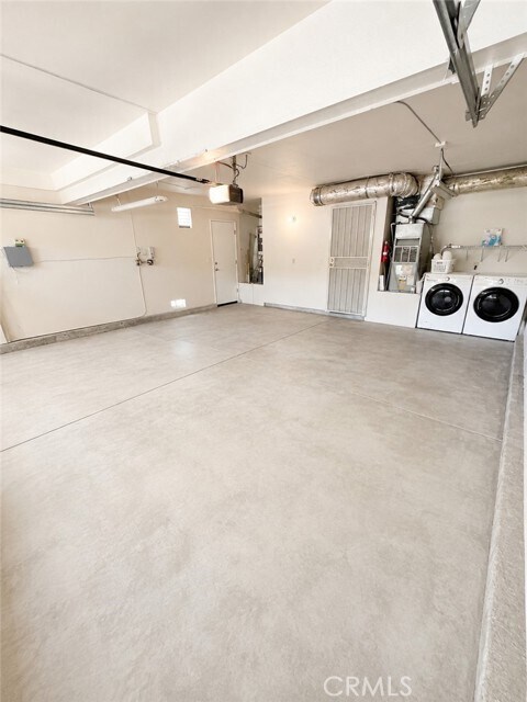 Building Photo - 15434 Ficus St
