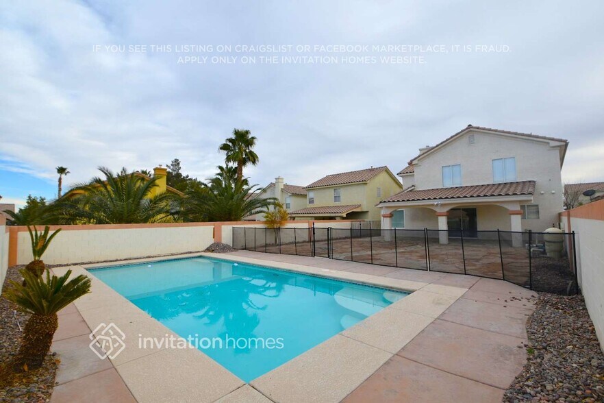 Building Photo - 9348 Deer Lodge Ln