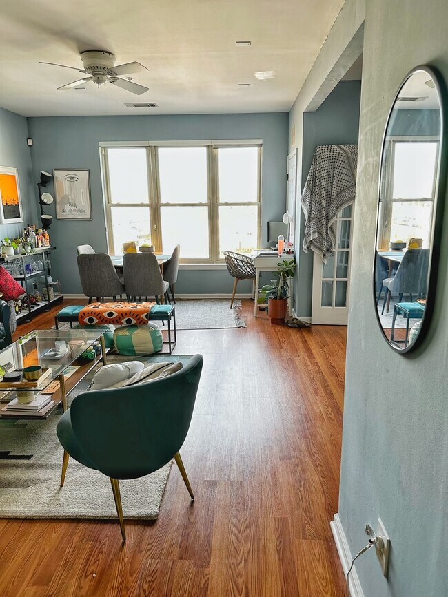 Building Photo - 15 WARREN St