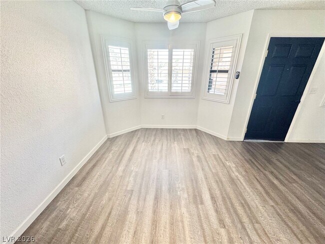 Building Photo - 1008 Falconhead Ln